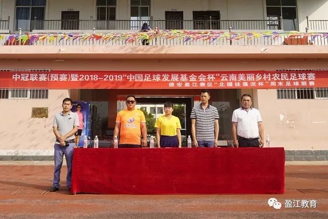 中锋常规赛&季后赛限制区场均出手&命中率变化 申京小幅提升